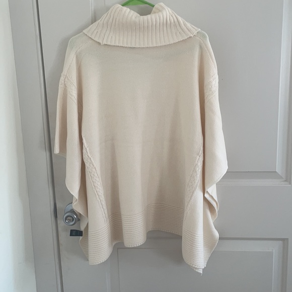 NWT-/gift: pretty cream colored cowl-neck cape. PM - Picture 5 of 5